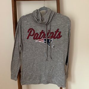 COWL NECK PATRIOTS APPAREL